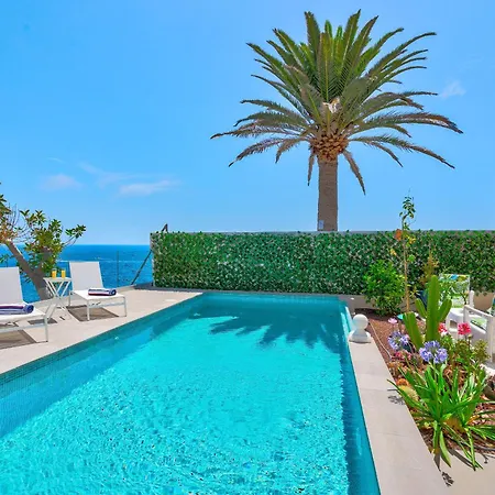 Bouganvilla Am Mit Pool Villa *